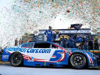 *Preorder* Kyle Larson 2025 Hendrickcars.com Phoenix 11/2/25 Race Version 1:24 Elite Nascar Diecast Kyle Larson, Nascar Diecast, 2025 Nascar Diecast, 1:24 Scale Diecast, pre order diecast, Elite