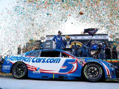 *Preorder* Kyle Larson 2025 Hendrickcars.com Phoenix 11/2/25 Race Version 1:24 Elite Nascar Diecast Kyle Larson, Nascar Diecast, 2025 Nascar Diecast, 1:24 Scale Diecast, pre order diecast, Elite