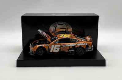 Shane van Gisbergen 2024 Wendy's Saucy Nuggs 1:24 Elite Nascar Diecast Shane van Gisbergen, Nascar Diecast, 2024 Nascar Diecast, 1:24 Scale Diecast, pre order diecast, Elite